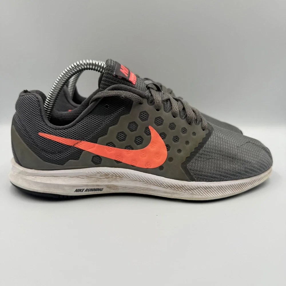 Nike Downshifter 7 Womens Size 8 Running Shoes 881585-001 Grey Orange